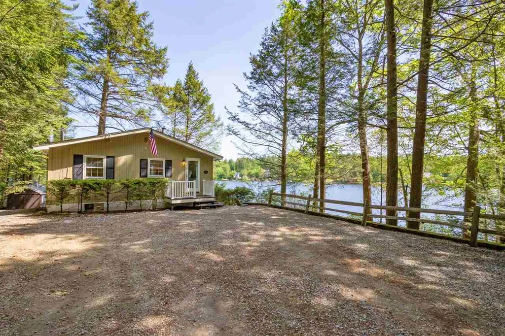 124 Baboosic Lake Road Amherst NH 03031