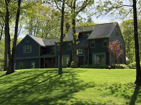 2 Greenway Road Windham NH 03087
