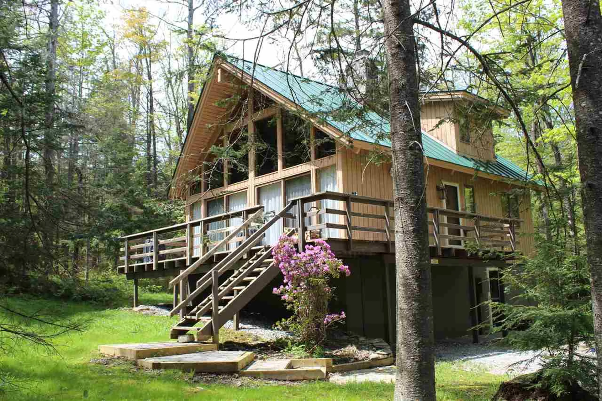 25 Middle Road Weston VT 05161