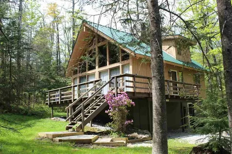 25 Middle Road Weston VT 05161