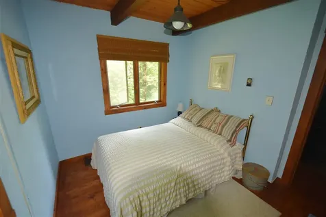 25 Middle Road Weston VT 05161