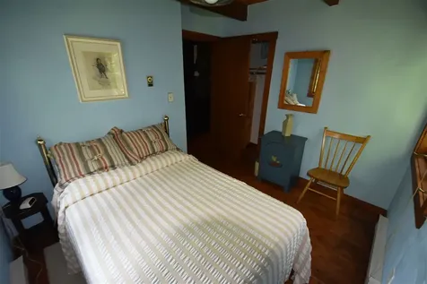 25 Middle Road Weston VT 05161