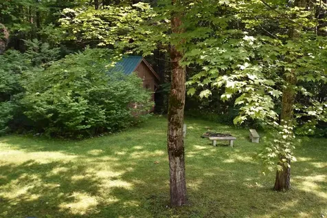 25 Middle Road Weston VT 05161