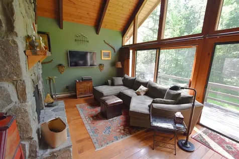 25 Middle Road Weston VT 05161