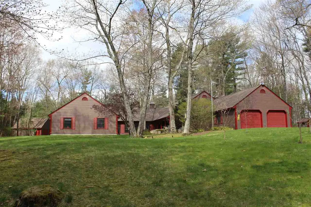 95 Morgen Drive Auburn NH 03032
