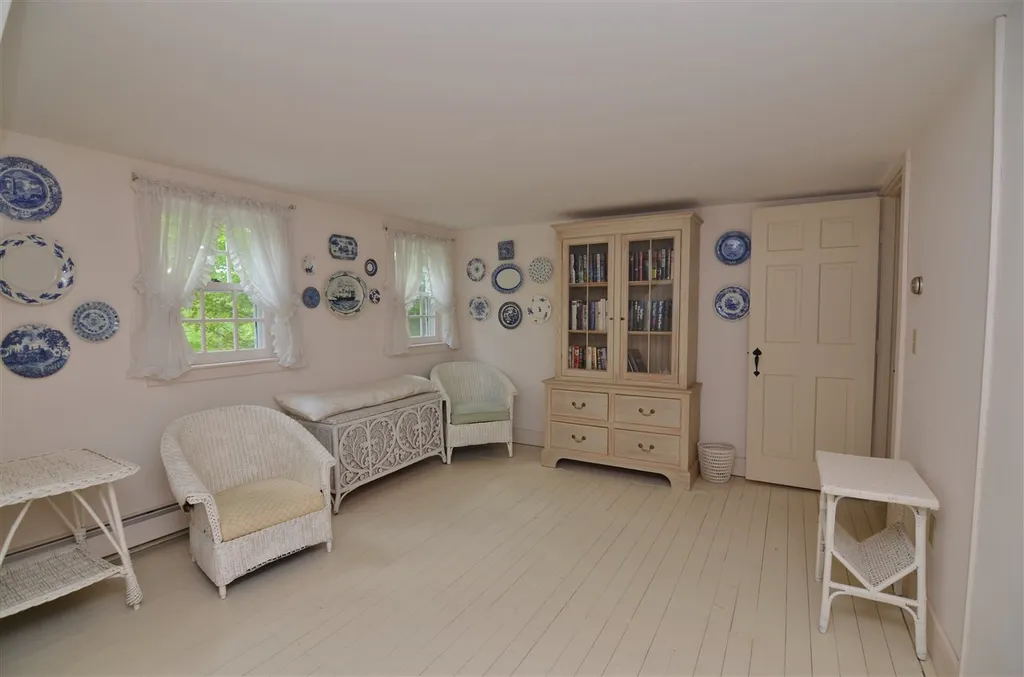 105 Sutton Road New London NH 03257