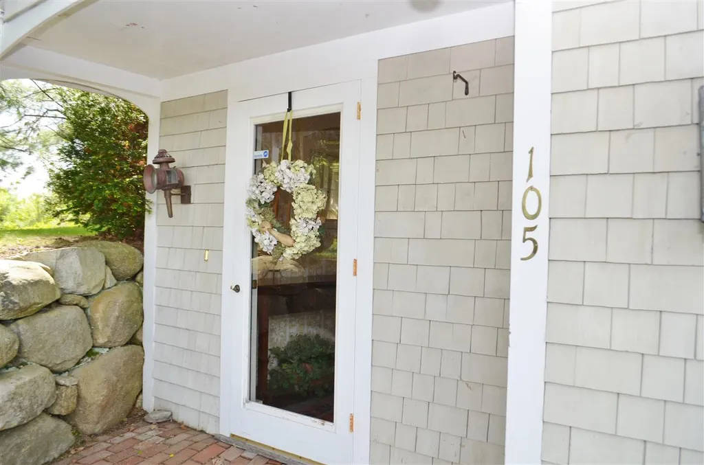 105 Sutton Road New London NH 03257