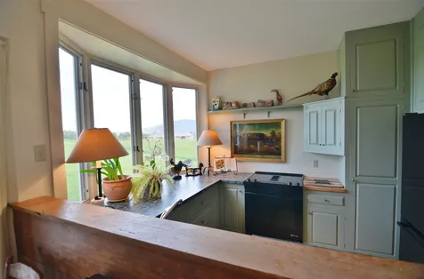 105 Sutton Road New London NH 03257