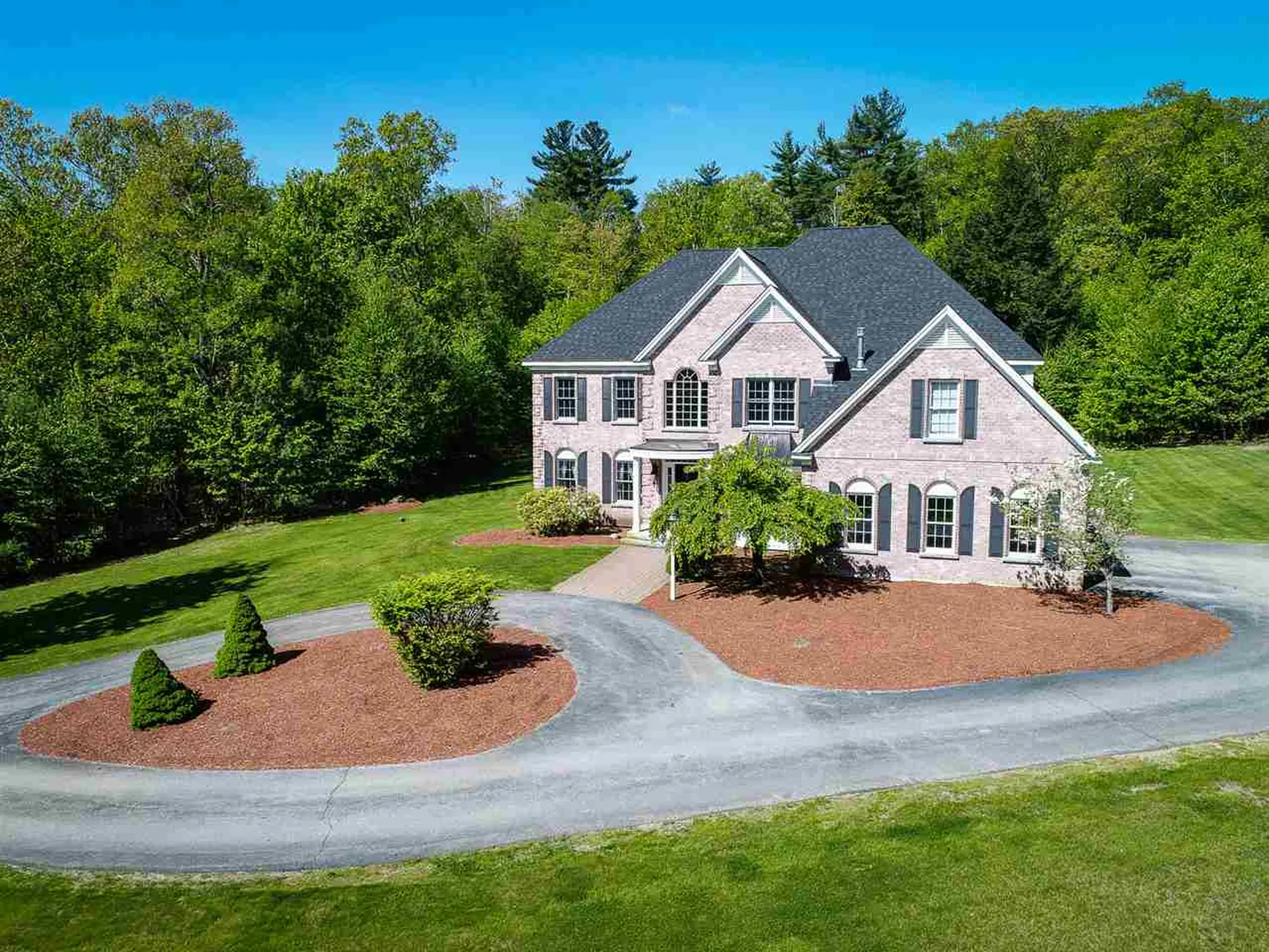 3 Pheasant Hollow Lane Amherst NH 03031