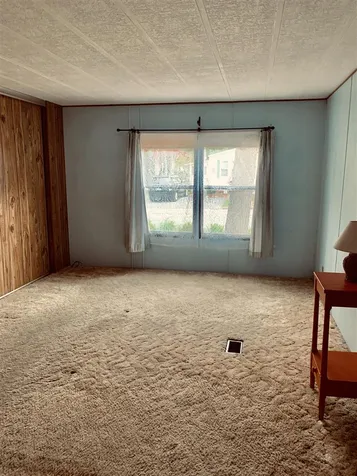 5 Alice Drive Concord NH 03303