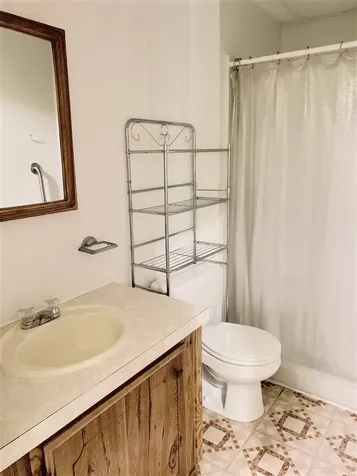 5 Alice Drive Concord NH 03303
