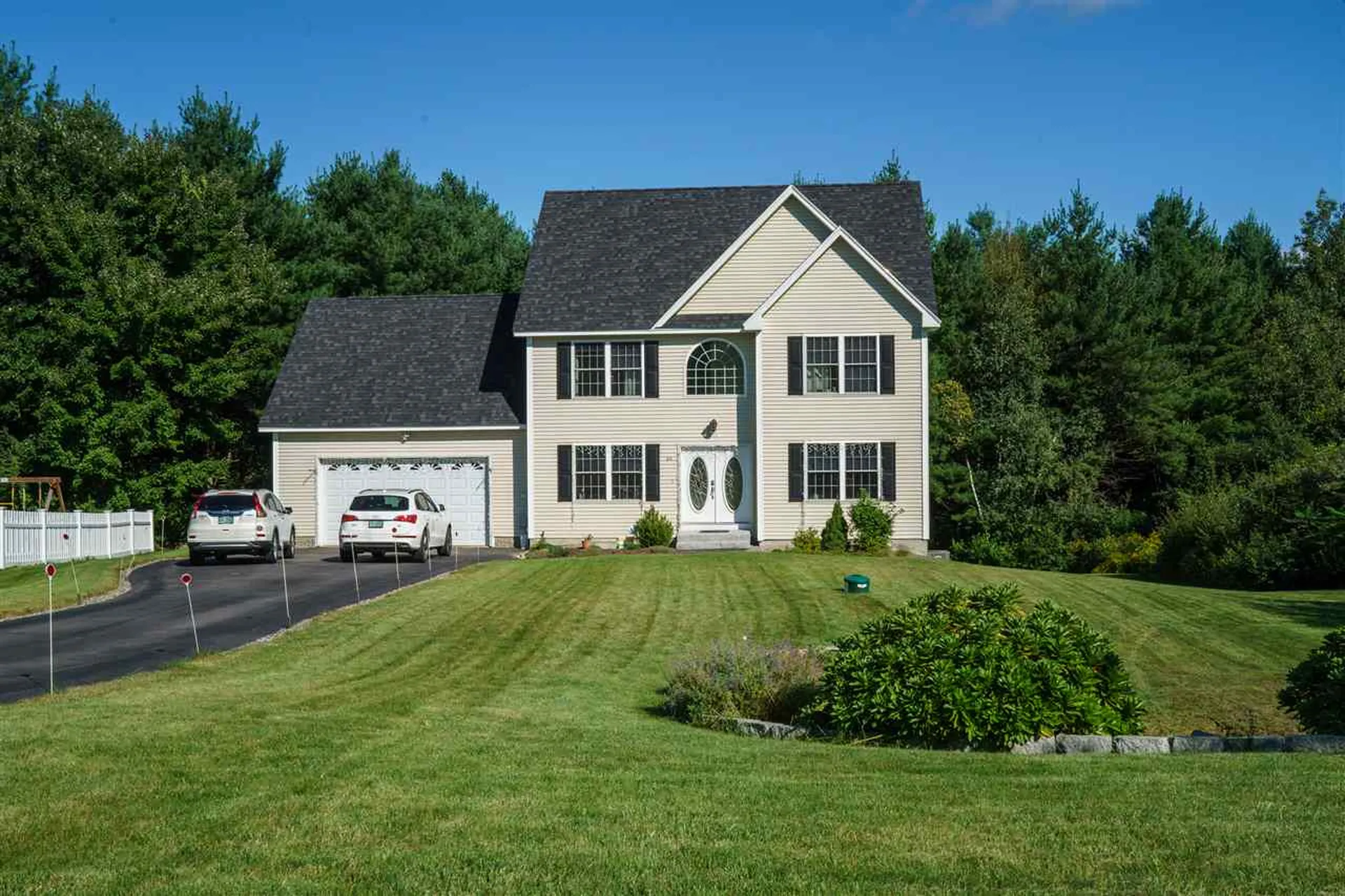84 Dove Lane Manchester NH 03109