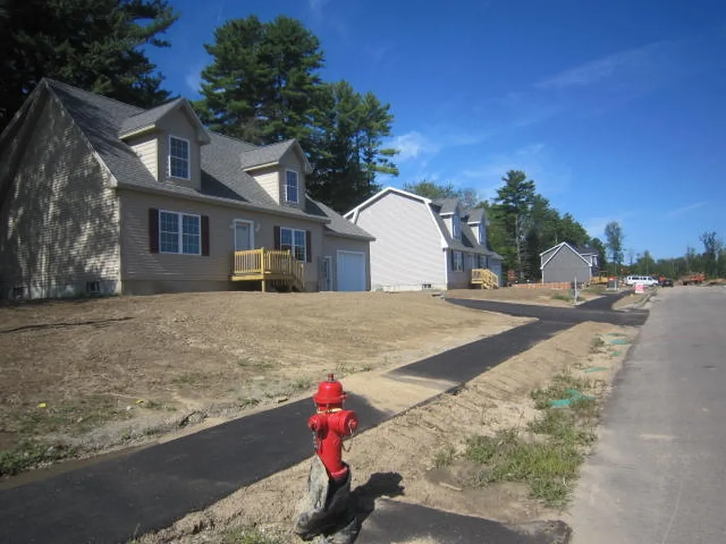 6 Carole Court Rochester NH 03868