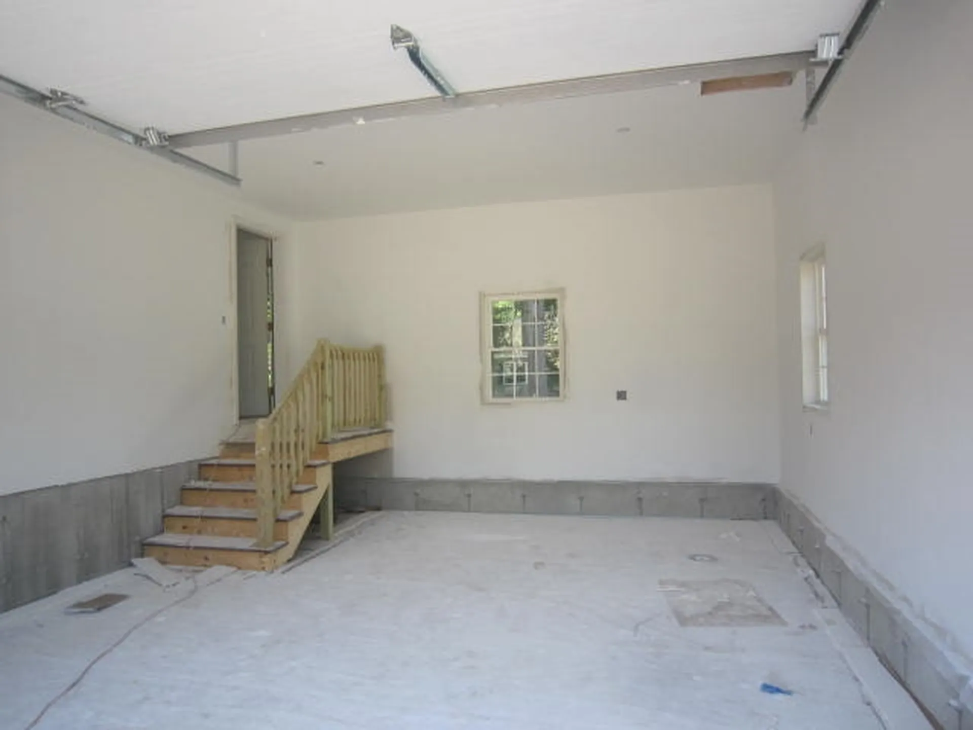 2 Carole Court Rochester NH 03868