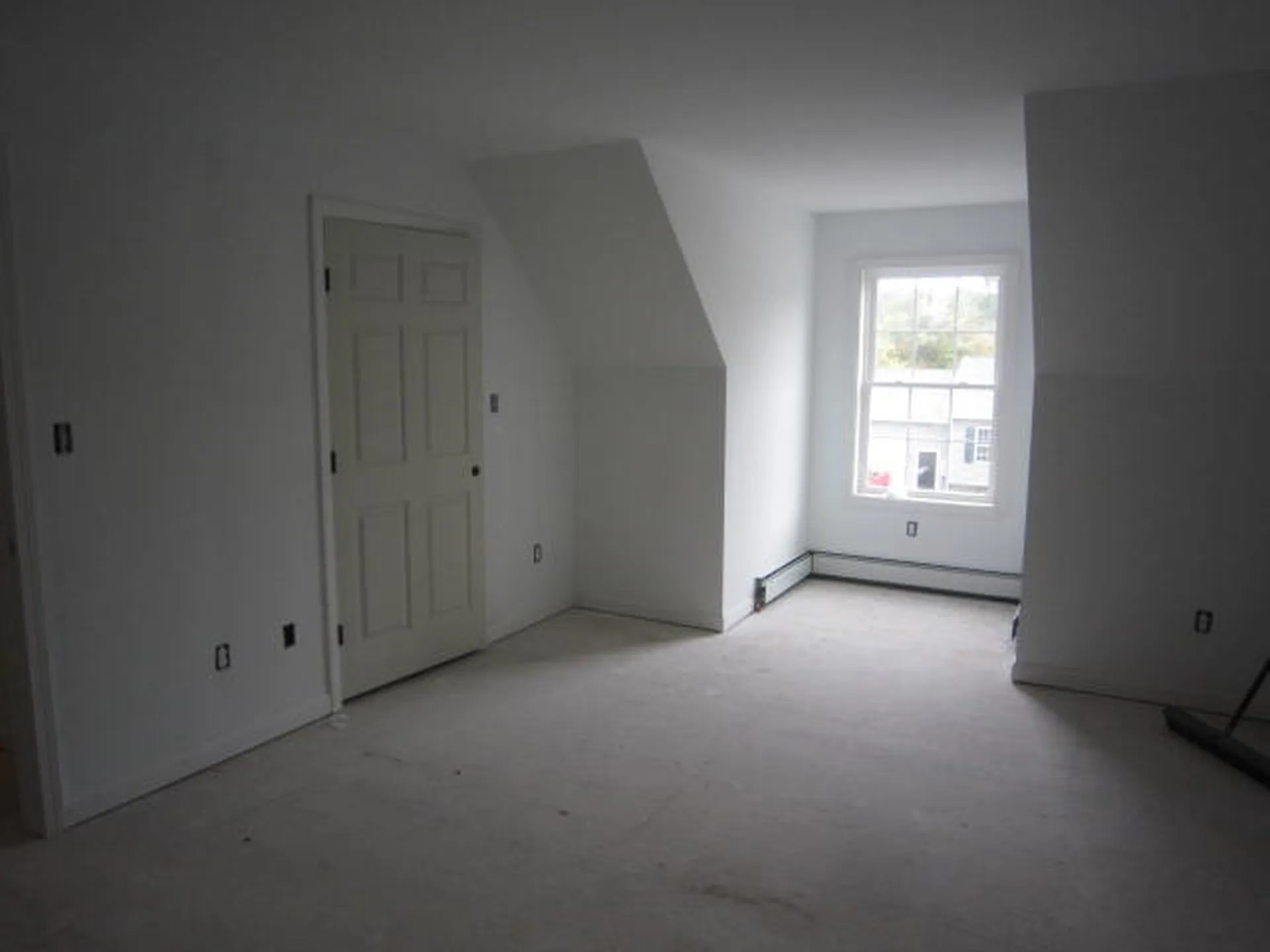 2 Carole Court Rochester NH 03868