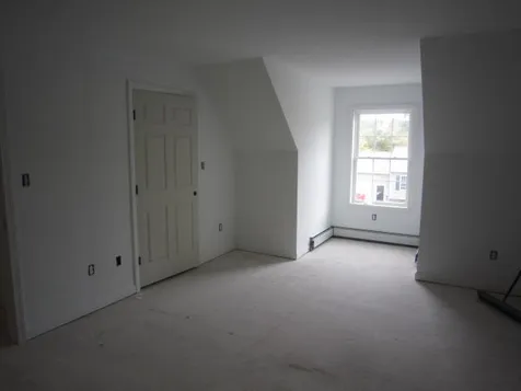 2 Carole Court Rochester NH 03868