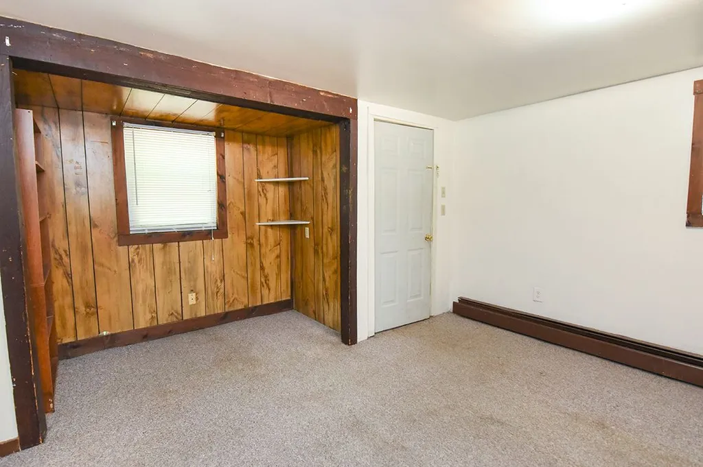105 Main Street Raymond NH 03077