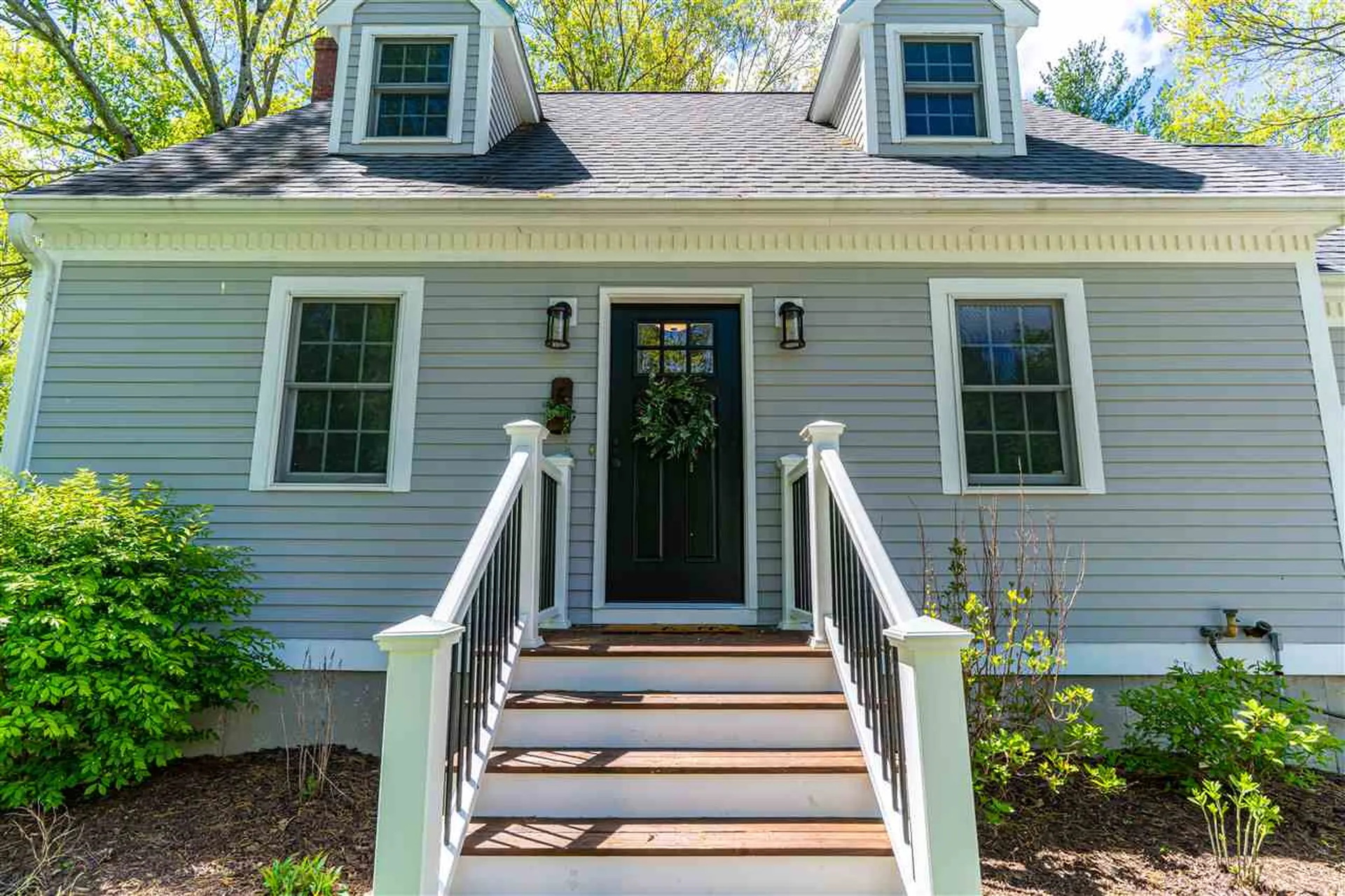5 Louisburg Circle Exeter NH 03833