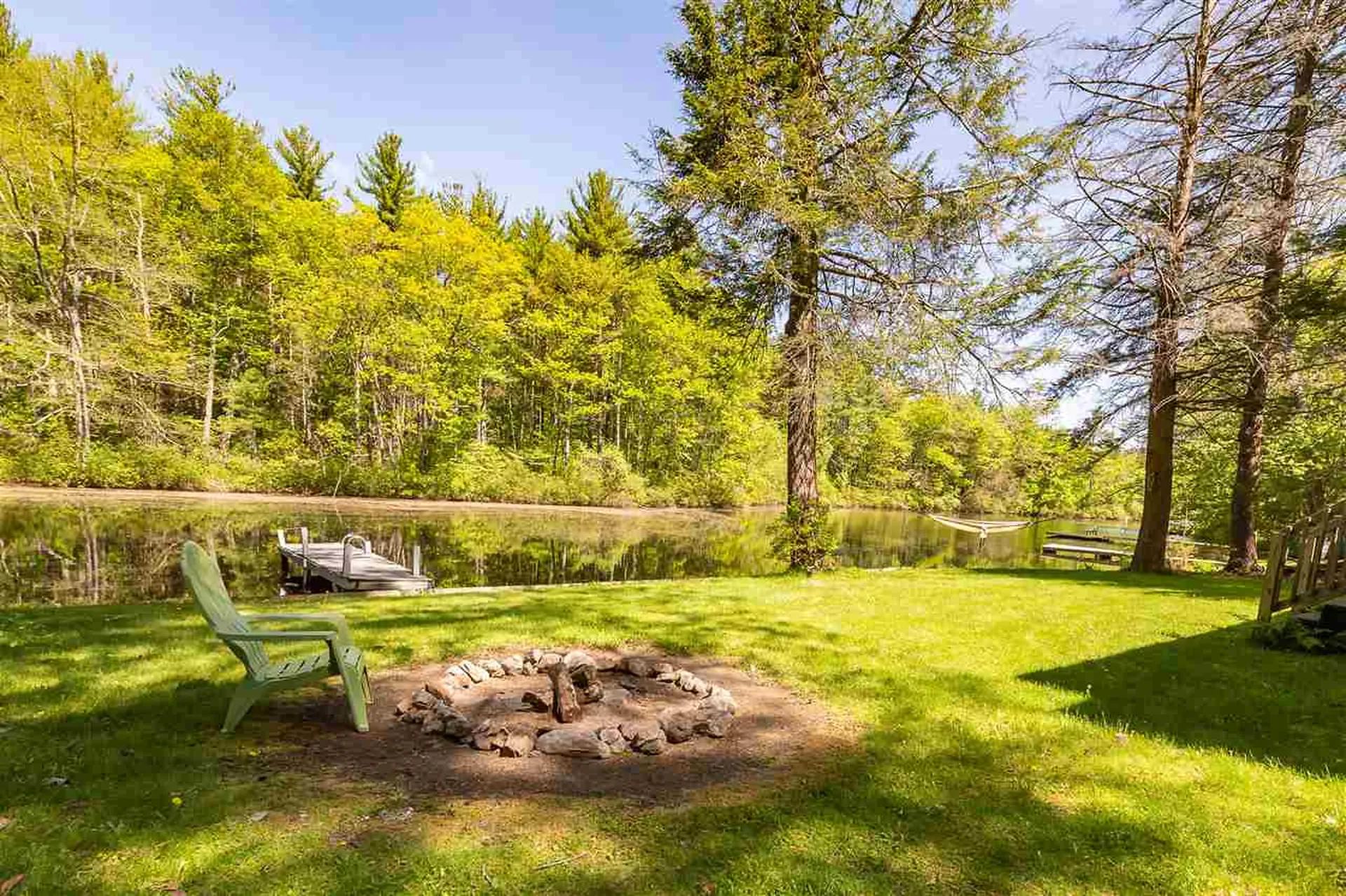 9 Cove Road East Kingston NH 03827