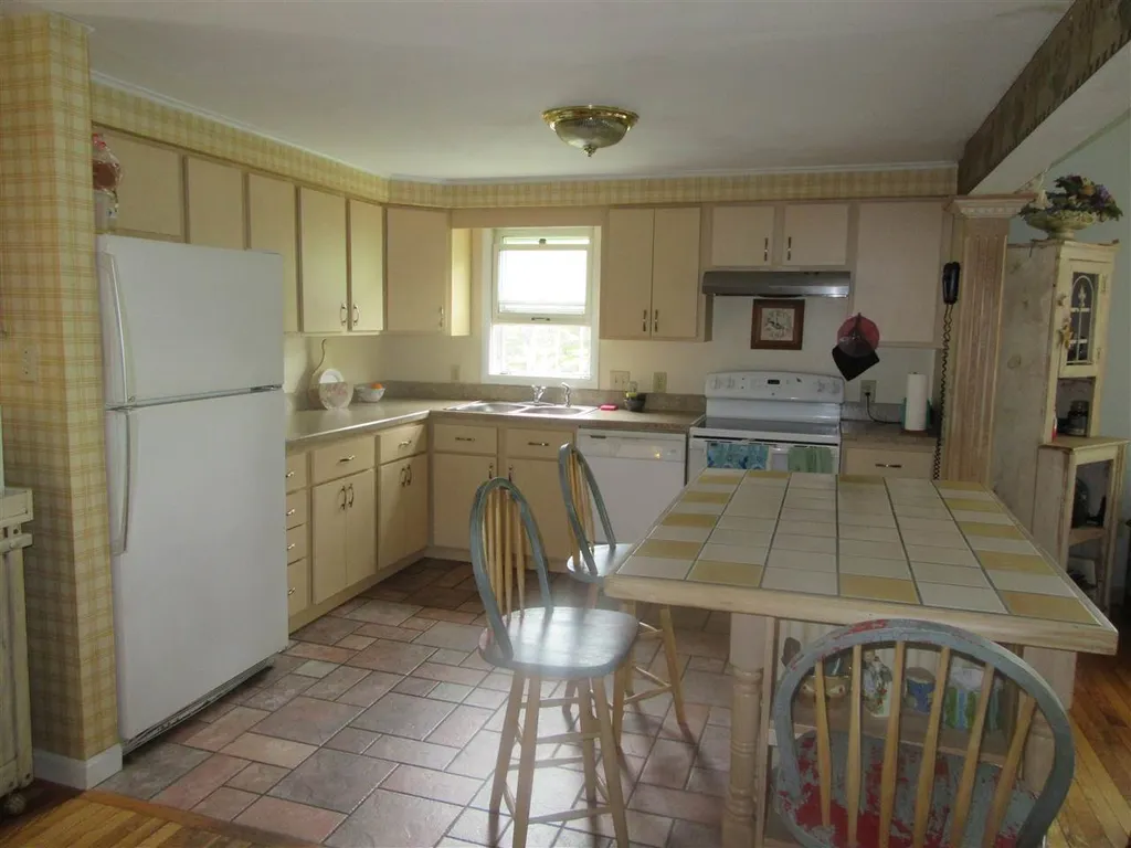 413 Loon Pond Road Gilmanton NH 03237
