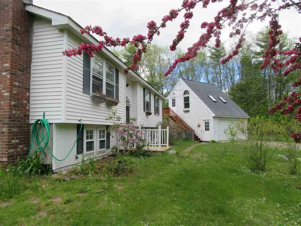 413 Loon Pond Road Gilmanton NH 03237