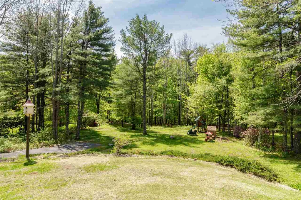 11 Anagance Lane Wolfeboro NH 03894