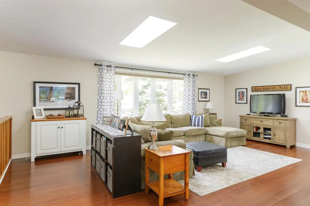 11 Anagance Lane Wolfeboro NH 03894