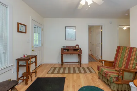 18 Grove Street Windham NH 03087