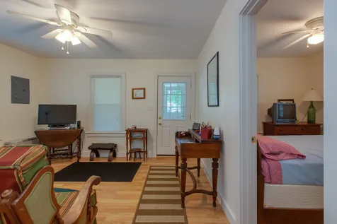 18 Grove Street Windham NH 03087