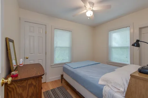 18 Grove Street Windham NH 03087