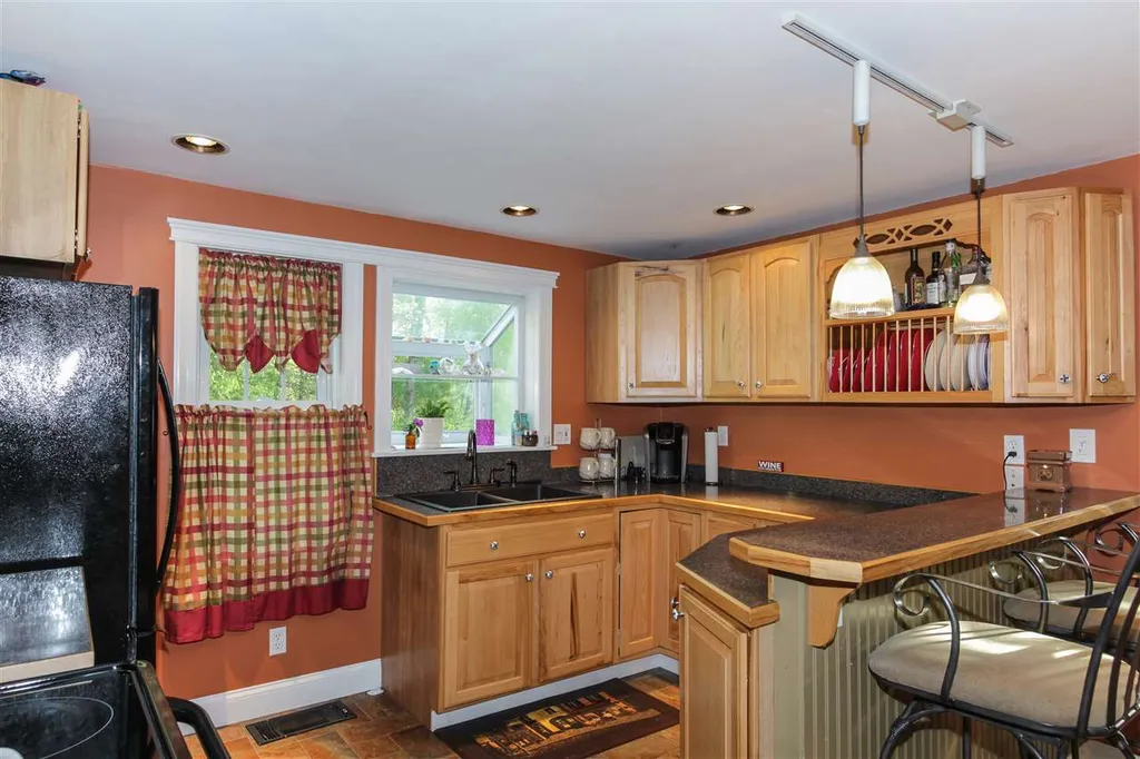 19 Gilbert Road Allenstown NH 03275