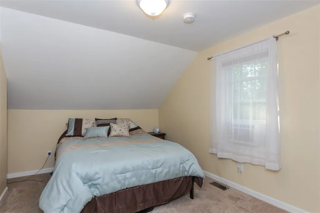 19 Gilbert Road Allenstown NH 03275