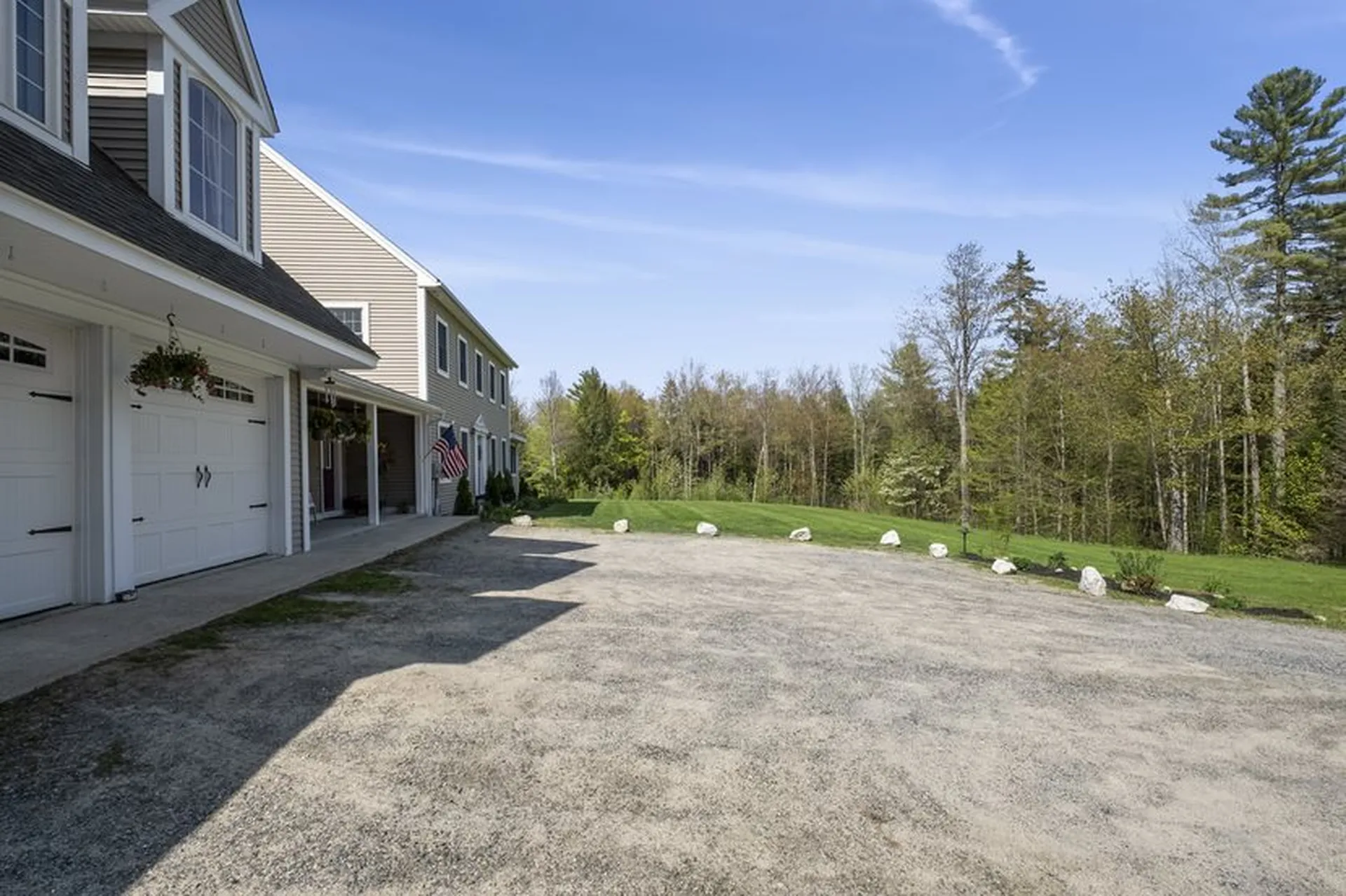 964 County Road New London NH 03257