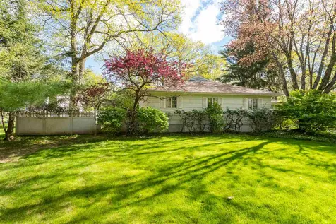 81 Garland Road Rye NH 03870