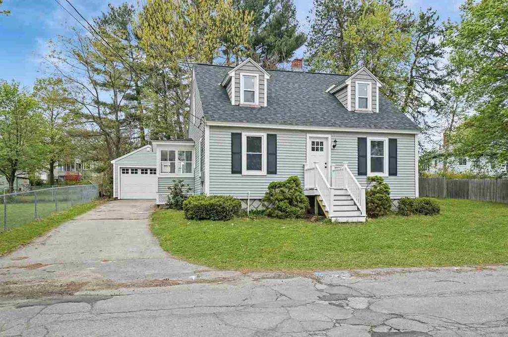 216 Fremont Street Manchester NH 03103