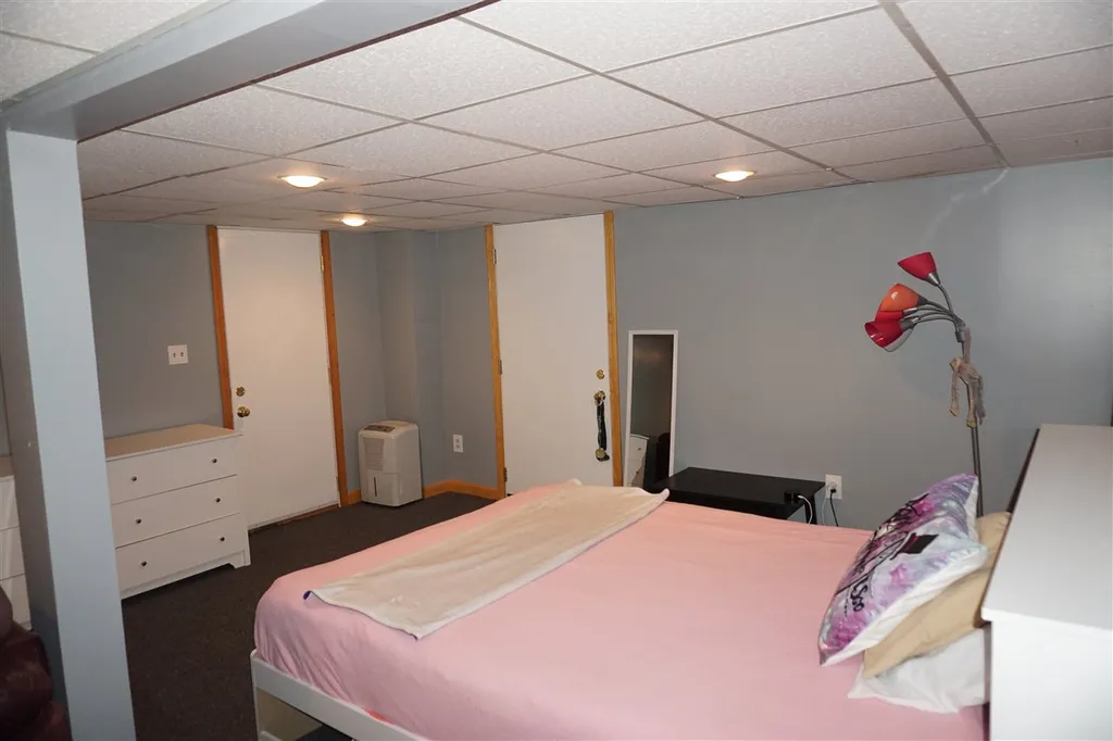 28 South Bow Road Hooksett NH 03106