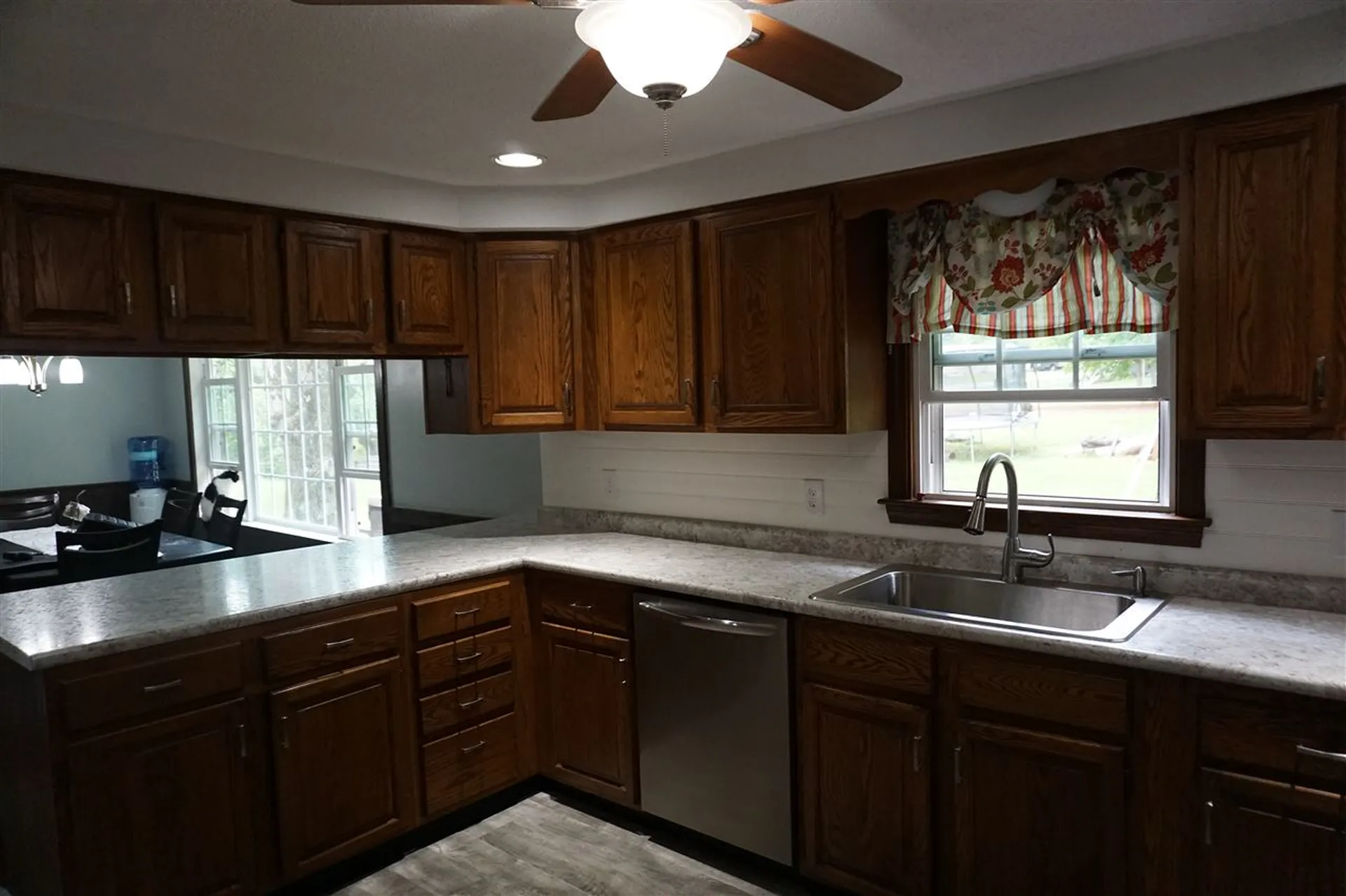 28 South Bow Road Hooksett NH 03106
