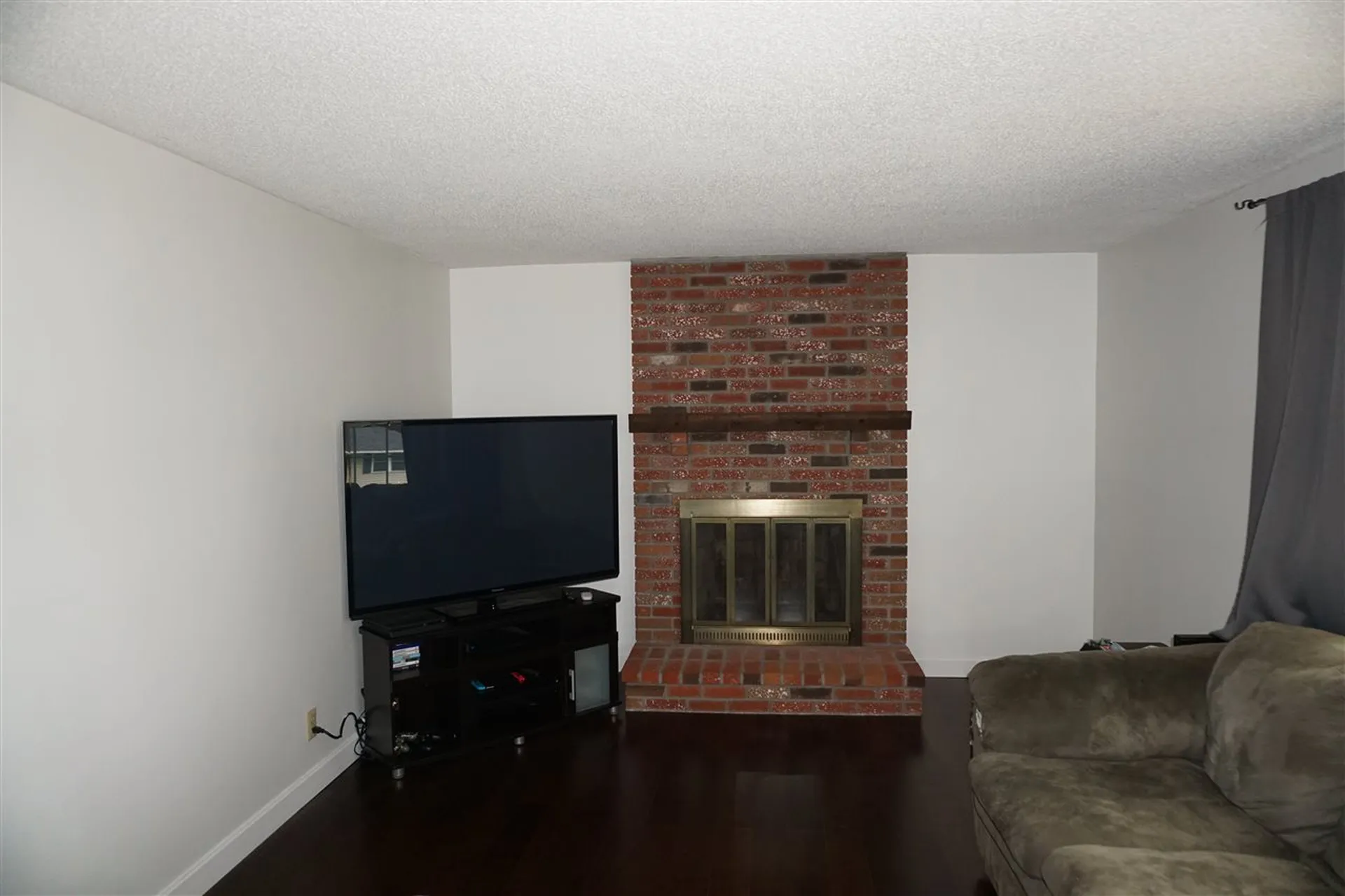 28 South Bow Road Hooksett NH 03106