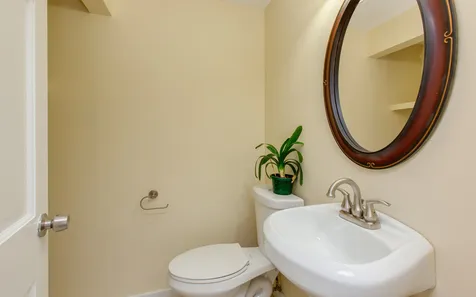 122-124 Vine Street Nashua NH 03060