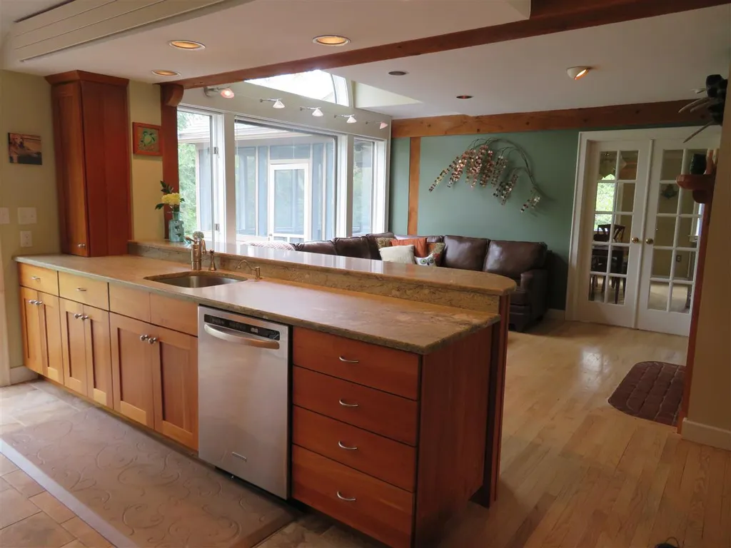 3 Cragmere Heights Road Exeter NH 03833