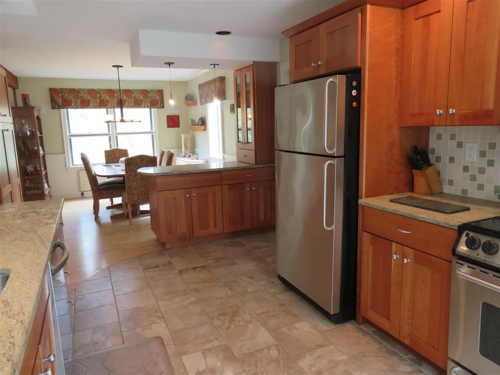 3 Cragmere Heights Road Exeter NH 03833
