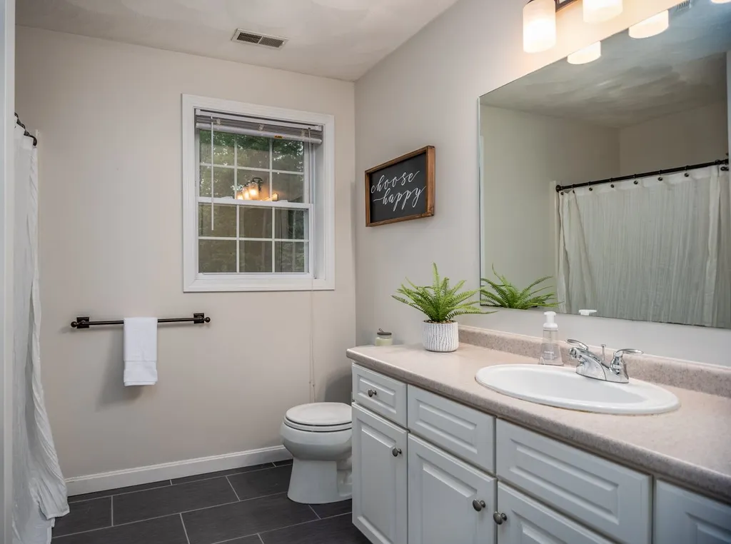 6 Hickory Lane Somersworth NH 03878