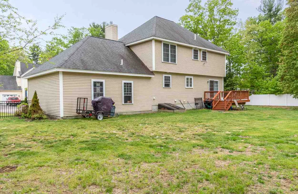 6 Hickory Lane Somersworth NH 03878