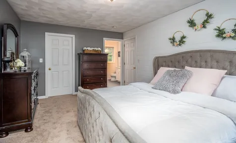 6 Hickory Lane Somersworth NH 03878
