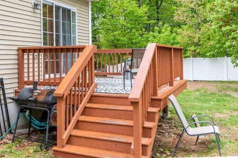 6 Hickory Lane Somersworth NH 03878