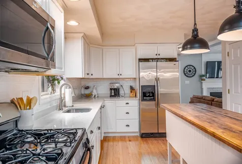 6 Hickory Lane Somersworth NH 03878
