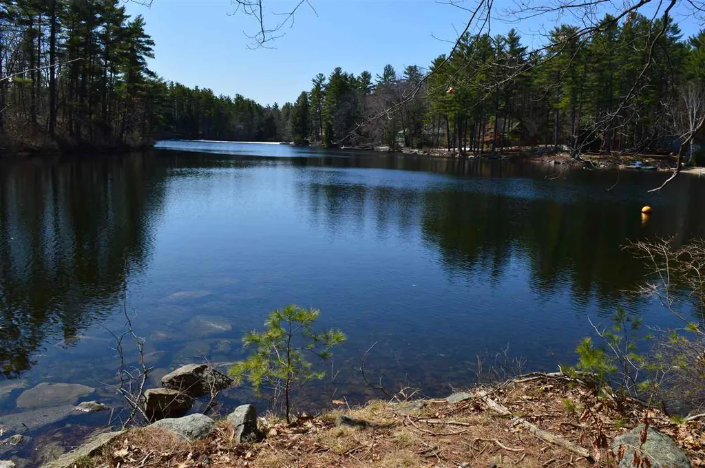79 River Street Wolfeboro NH 03894