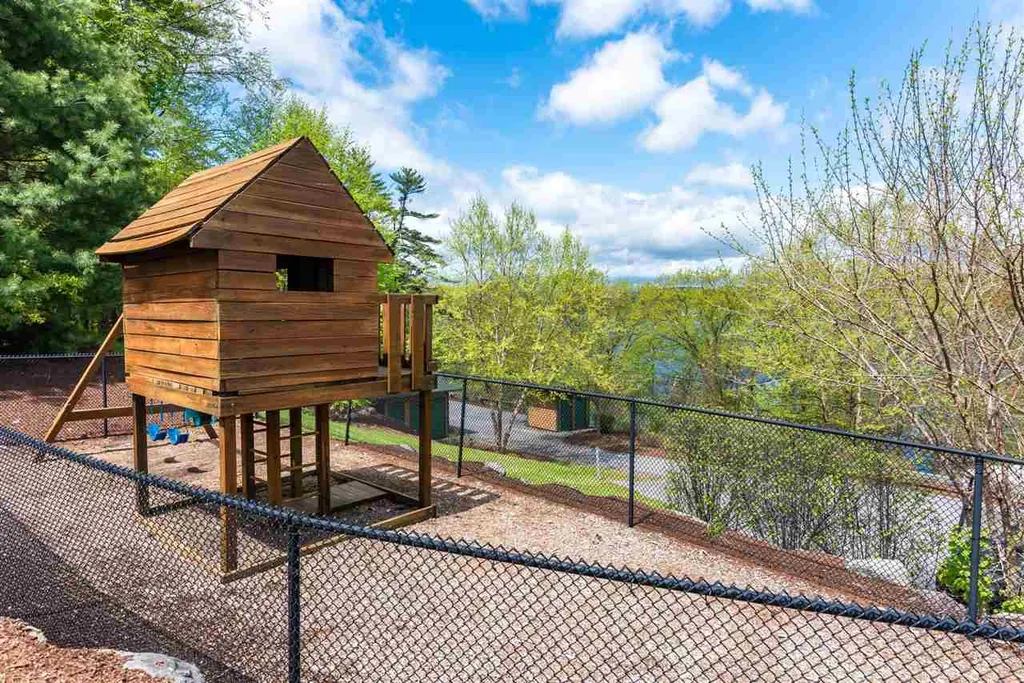 18 Mountain Ridge Drive Meredith NH 03253