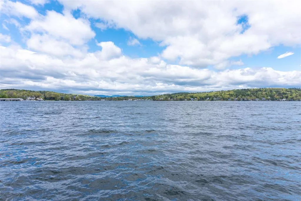 18 Mountain Ridge Drive Meredith NH 03253
