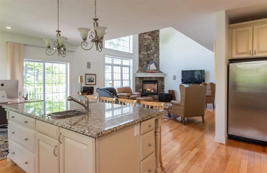 18 Mountain Ridge Drive Meredith NH 03253